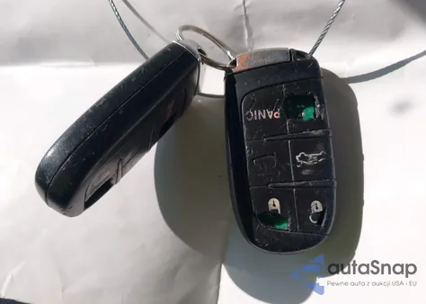 2015 Dodge Challenger Sxt z USA, uszkodzony, nr VIN 2C3CDZAG0FH744627